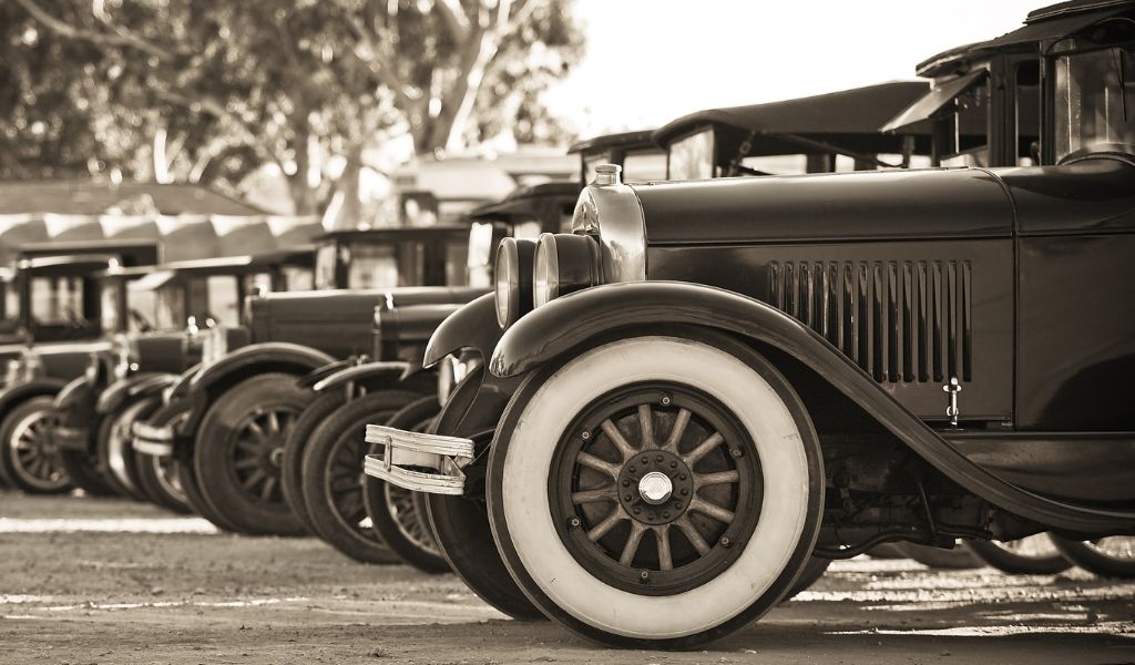 Antique vehicles